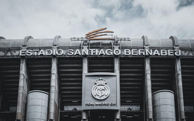 白色城堡欧式,白色海洋伯纳乌