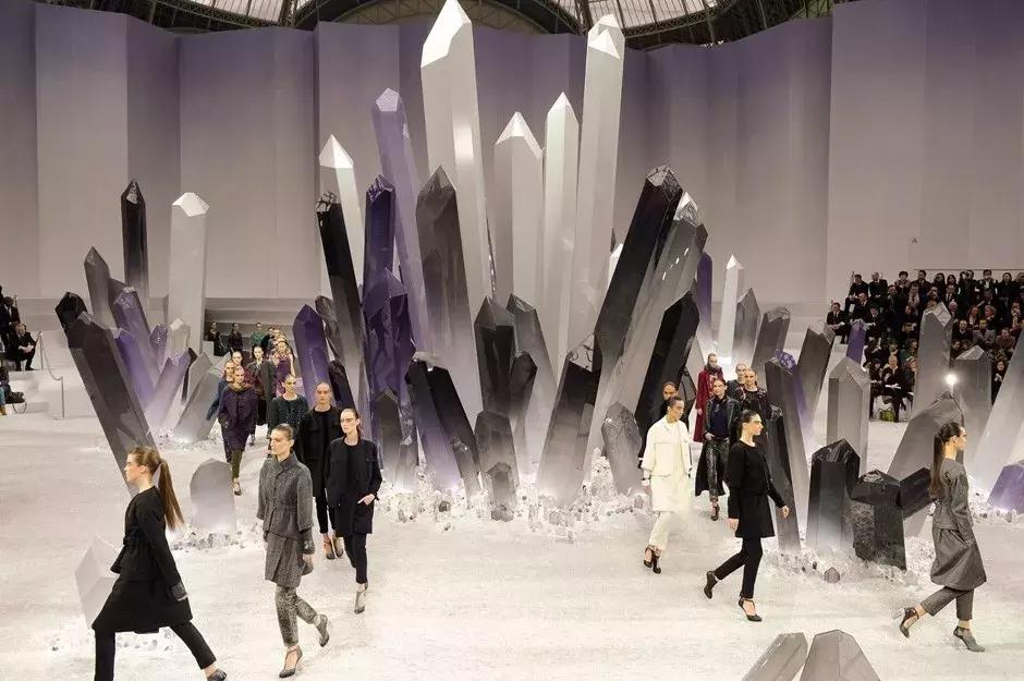 开云7亿！LVMH15亿！巴黎圣母院有救了！