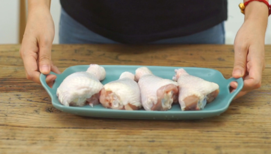 鸡腿裹面粉的做法,好吃的可乐鸡翅和可乐鸡腿怎么做