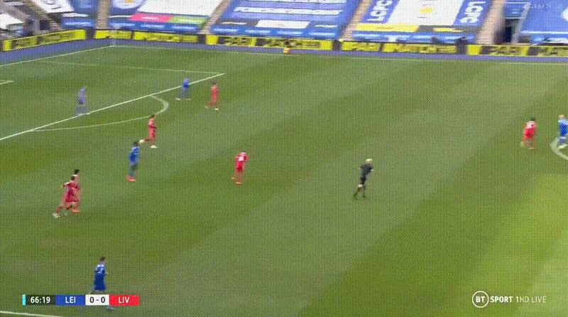 连续三场比赛关键时刻11中0,连续失误最为致命