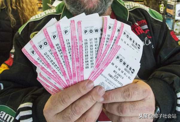 经常买彩票却基本中不了奖,买彩票总感觉中不了