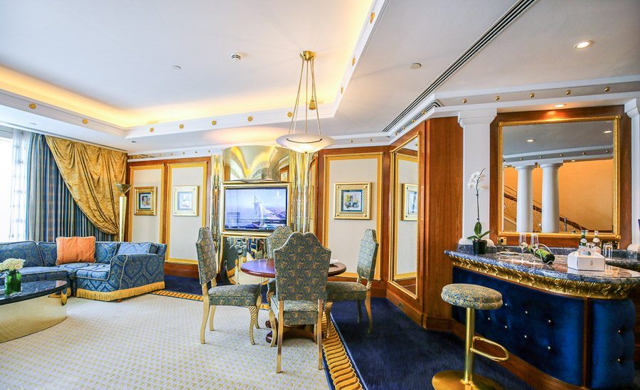 迪拜帆船酒店一晚普通房,迪拜帆船七星级酒店大套房