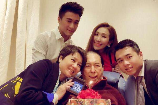 赌王何鸿燊传奇商业帝国,赌王传奇一代枭雄