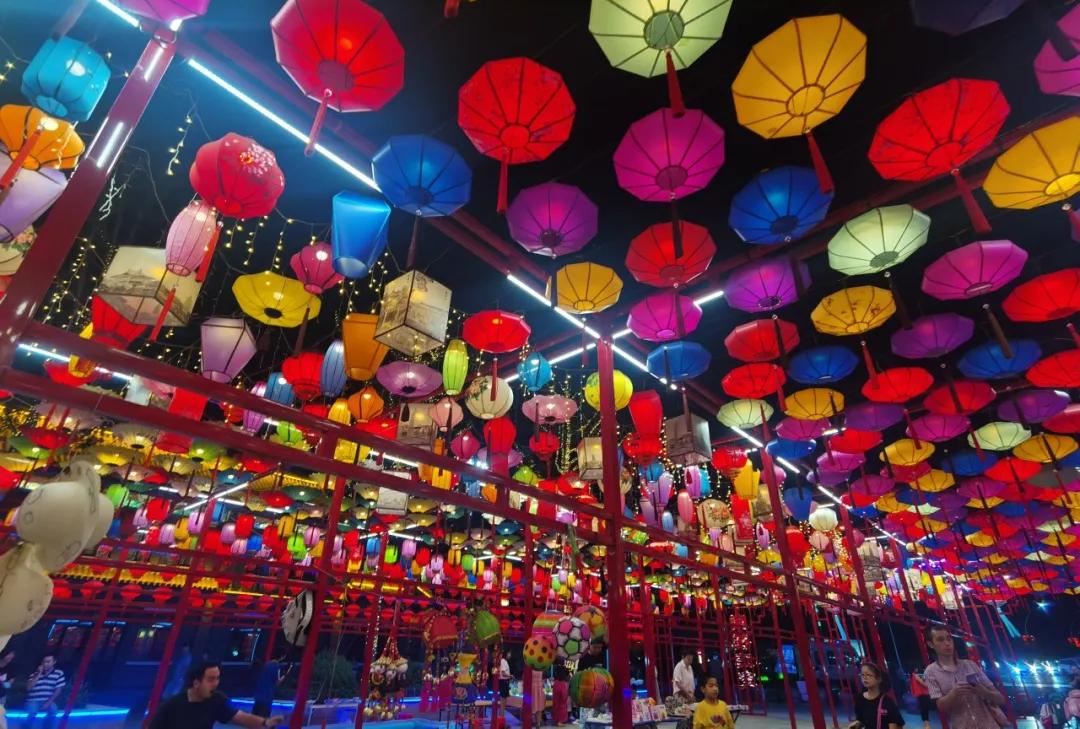 剪一段时光诉说一季的风景,剪一段时光诉说游走的风景