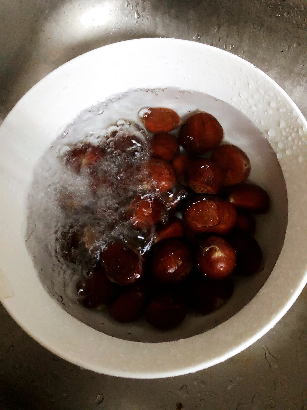 这才是水煮板栗的正确做法,水煮板栗最简单的做法