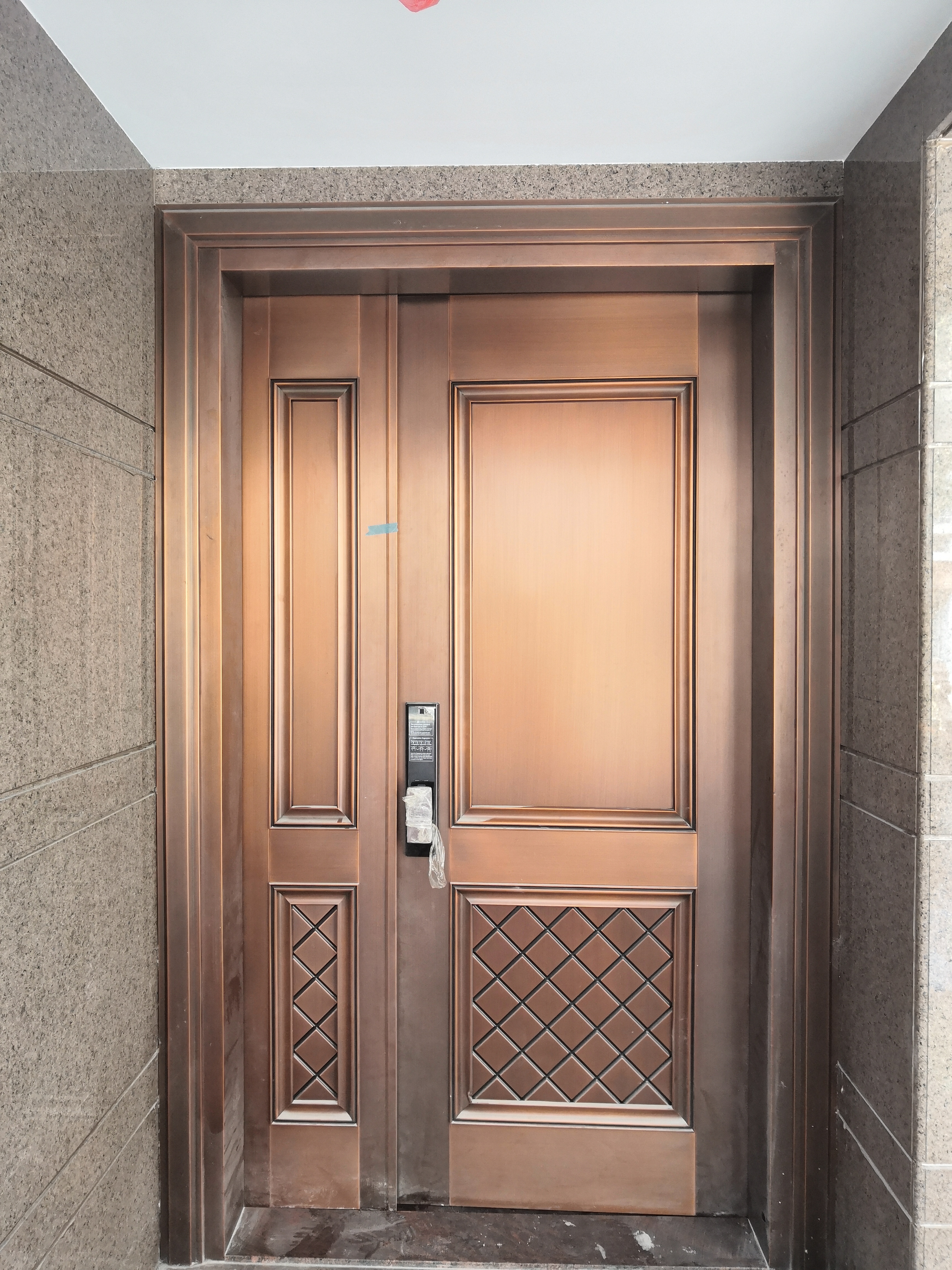 楼梯保养常识和建议,实木楼梯保养视频教程