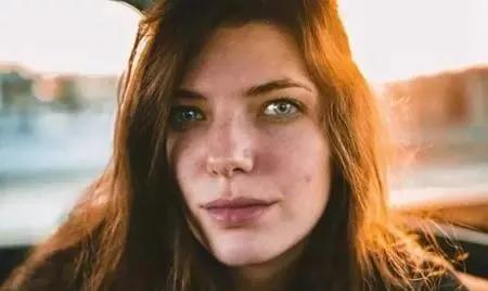 脸上敏感毛孔粗大怎么改善小妙招,脸上毛孔粗怎么办简单收缩毛孔