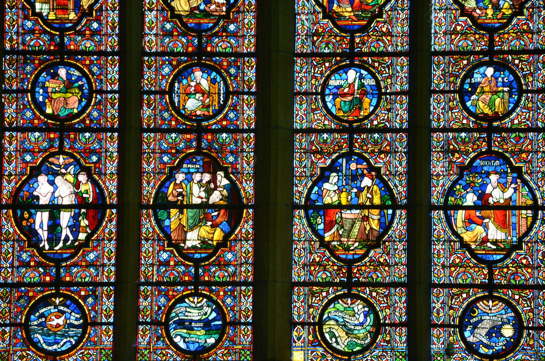 比利时200法郎赏析，萨克斯的名称来源于这位乐器大师的姓氏