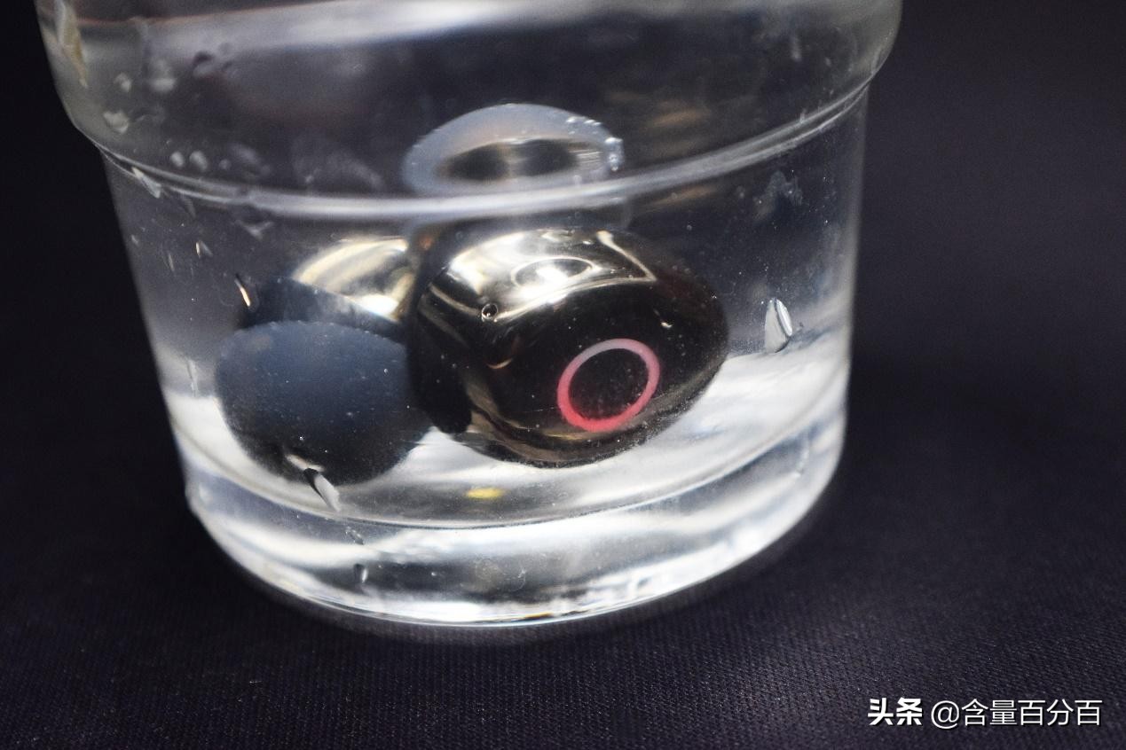 又玩跨界?芒果嗨Q小Q真无线蓝牙耳机体验点评