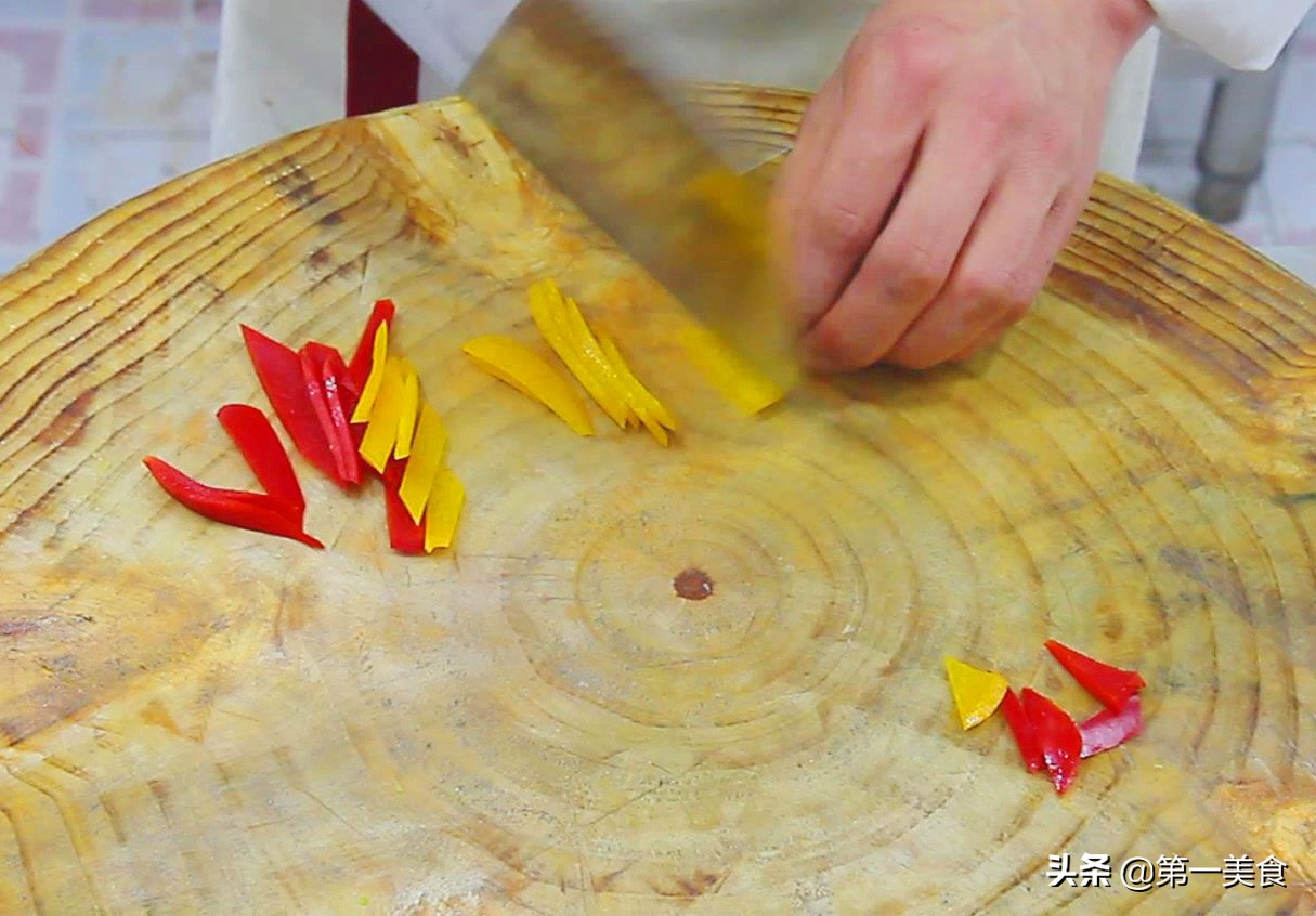 怎样炒苦瓜才能不苦,怎样炒苦瓜好吃又好看窍门