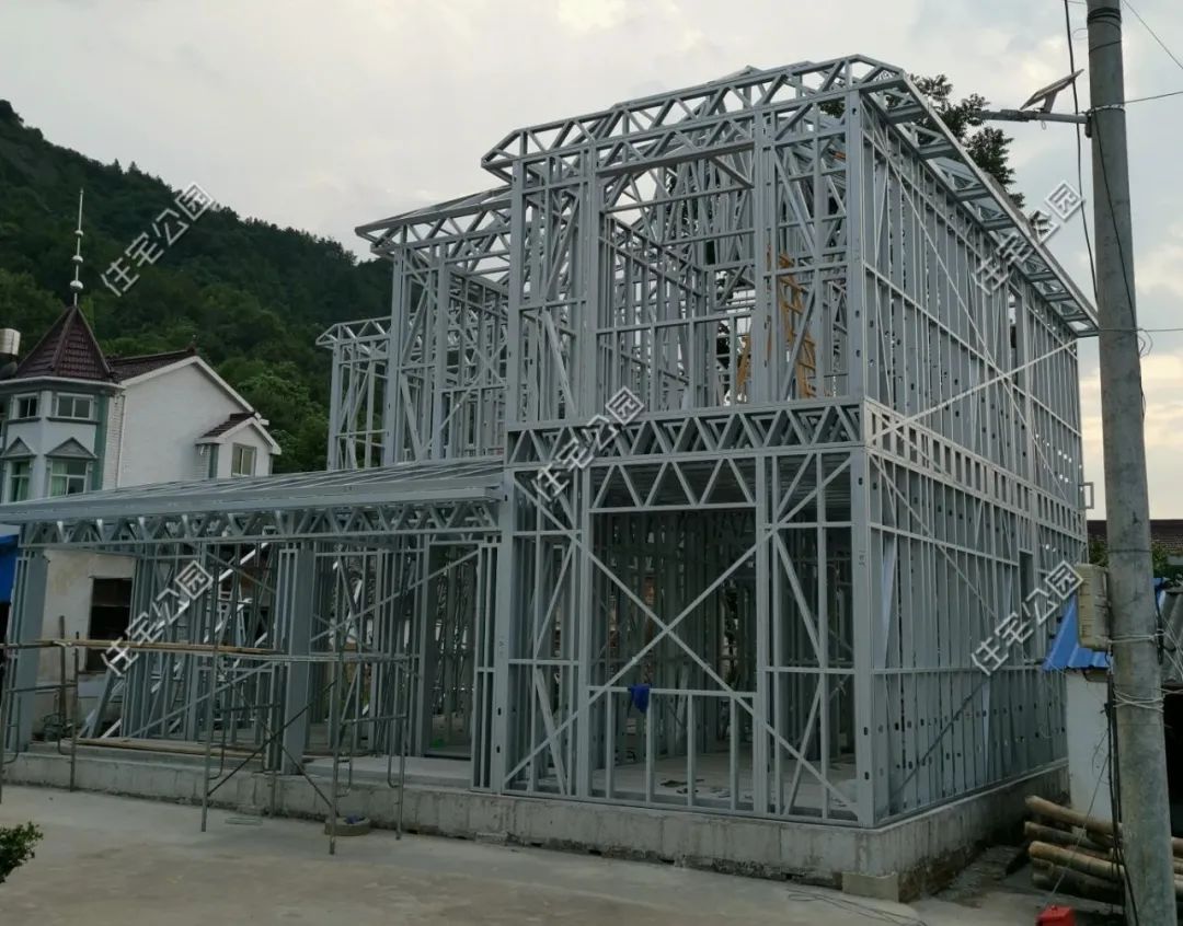 新农村建设首选轻钢别墅,轻钢别墅农村给建吗