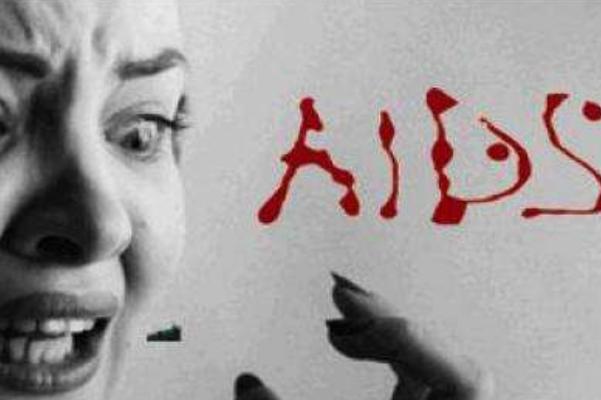 高危第二天出现症状是恐艾症吗,恐艾症有哪些身体症状