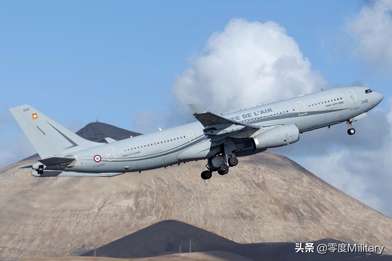 世界空军海军陆军,法国勒图贝空军基地