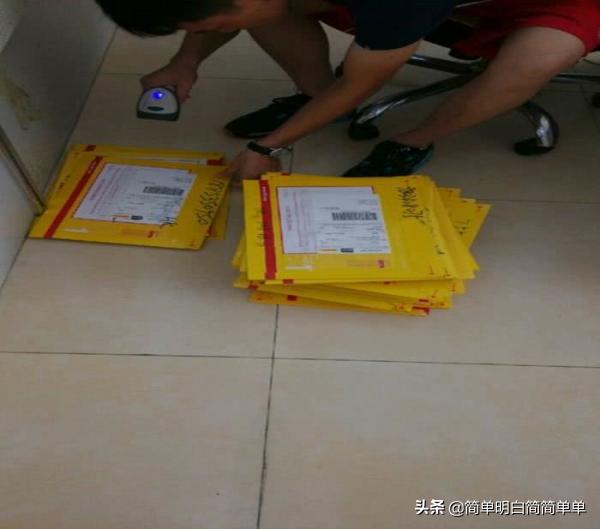 如果淘宝快递迟迟不发货怎么办,快递已经发货但是不动