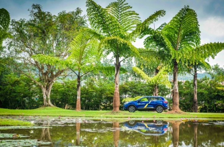 试驾全新雷诺科雷嘉四驱视频,科雷嘉年轻时的盛世容颜