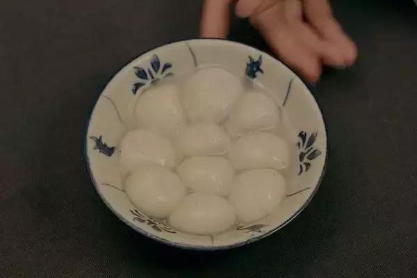 藕粉圆子煮了怎么还是有嚼劲,天天吃藕粉圆子的功效和作用