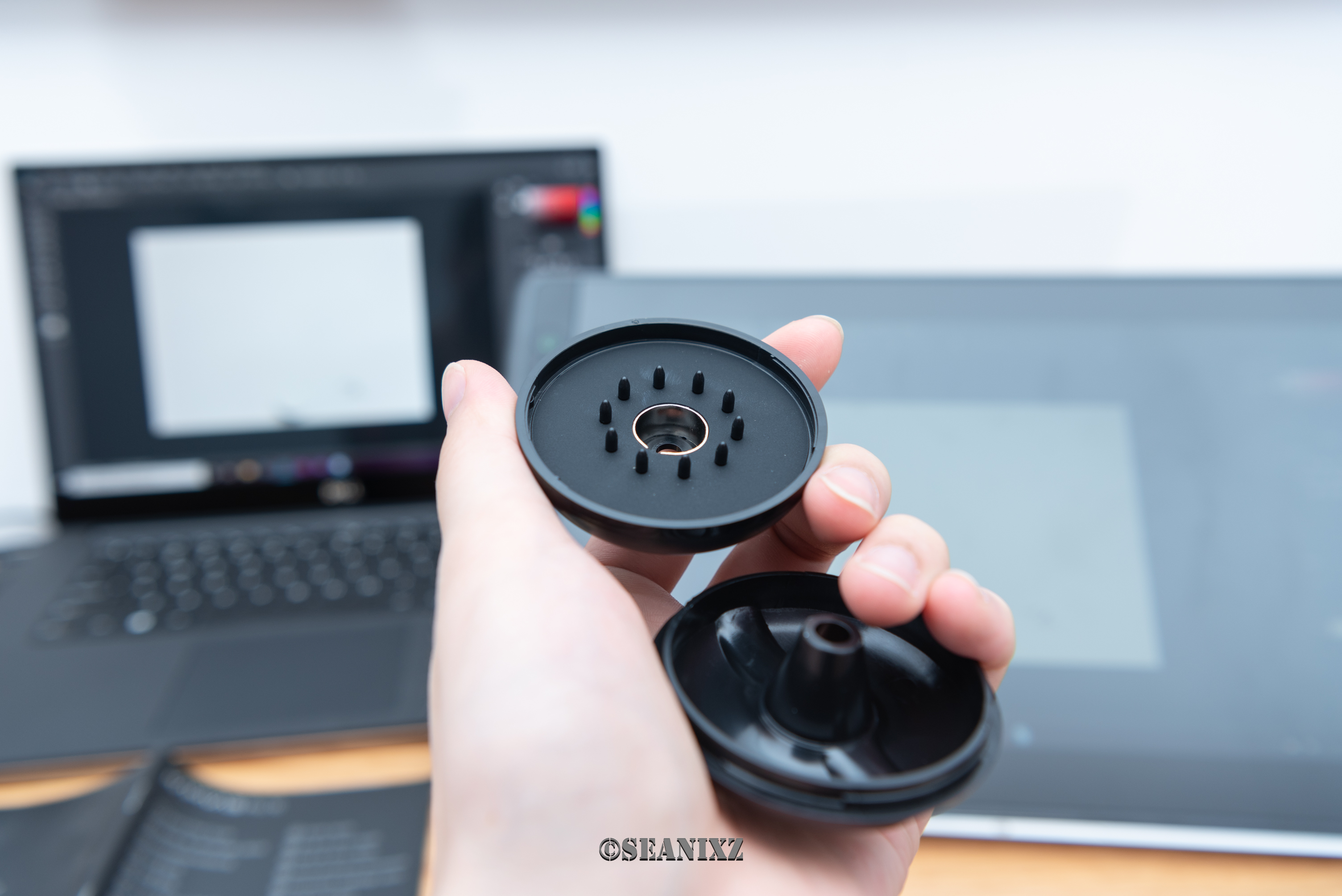 接近真实的纸笔绘画:绘王(HUION)KamvasPro16手绘屏使用体验