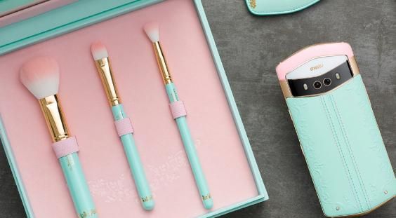 又一国产手机巨头倒下,又一手机巨头倒下新闻