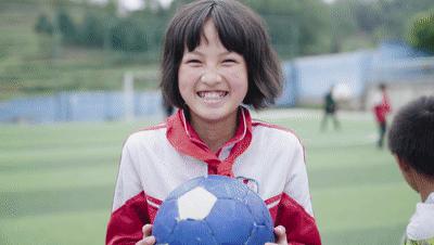 老师去山区支教最后留在山区,老师到边远支教