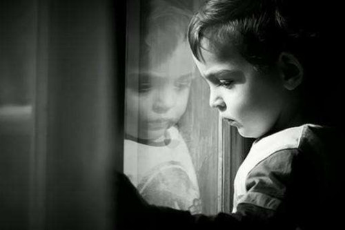 宝宝胆子小家长有责任,宝宝胆子小该怎么办