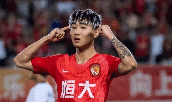 韦世豪怪异发型,雷鬼脏辫编发