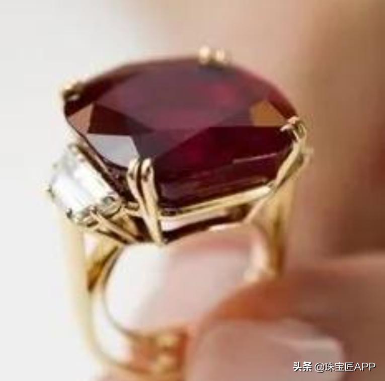 推荐一款中档的红宝石戒指,最值得买的红宝石戒指