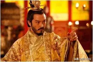 男神主动撩助理,天真女人离婚当备胎却是一场空