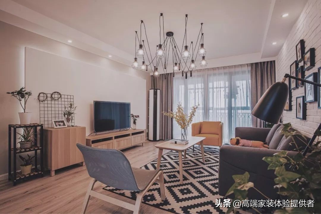 如何选择客厅灯吸顶灯,如何选择客厅的灯尺寸