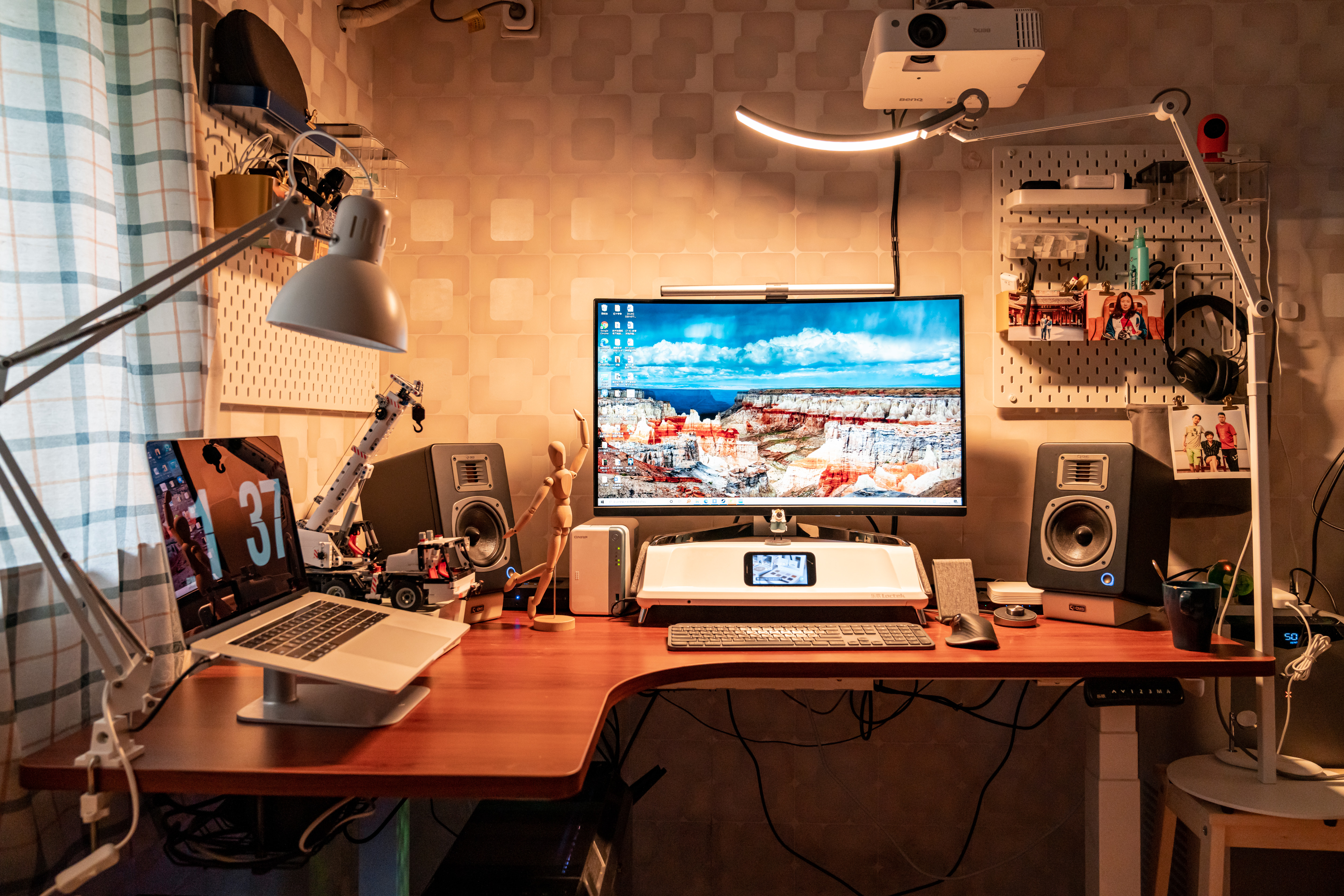 打造理想的居家办公环境：乐歌升降桌/台+明基灯具晒单