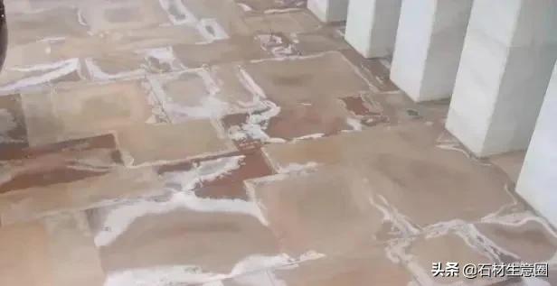 过门石材返碱最快处理方法,室外地板石材返碱处理方法