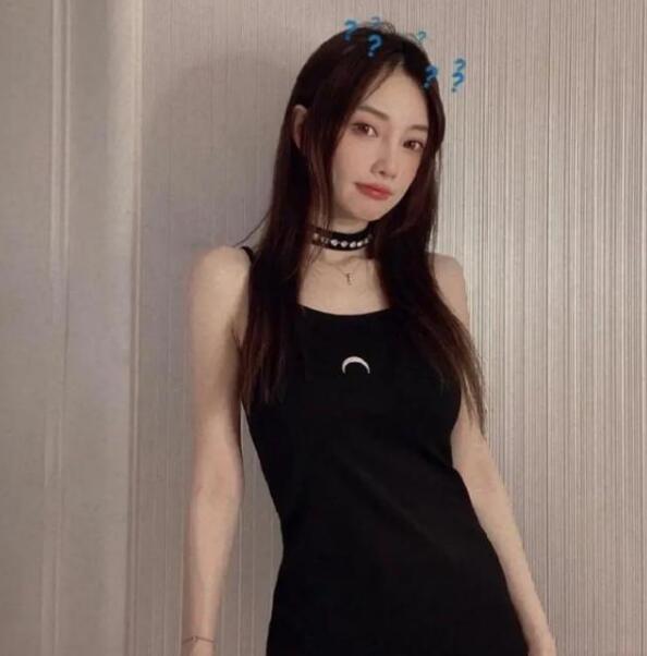 浠庡奖鍚庡埌缃戠孩鐨勬潕灏忕拹,鏉庡皬鐠愪粠褰卞悗鍙樻垚缃戠孩