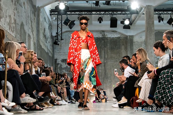 足球米兰圣西罗,足球联赛圣西罗