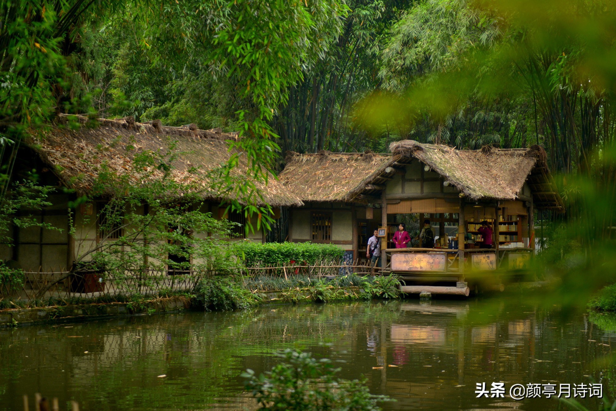 赞美岳阳楼的五律诗,唐宋八大家李白杜甫最经典的诗句