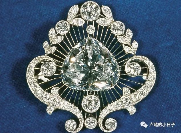 英国女王胸针高档轻奢,女王最贵胸针排行榜
