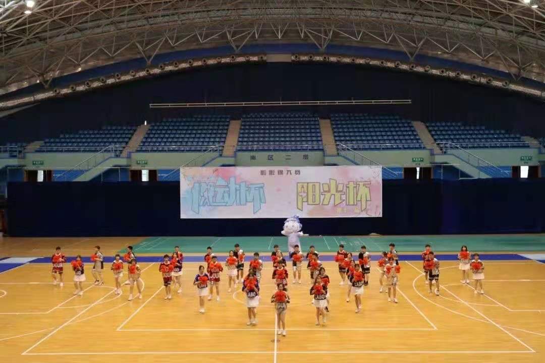 五月动起来图片,五月动起来舞蹈视频