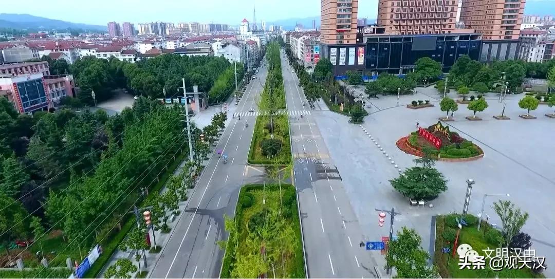 西乡荣誉茶乡视频,西乡县脱贫攻坚表彰