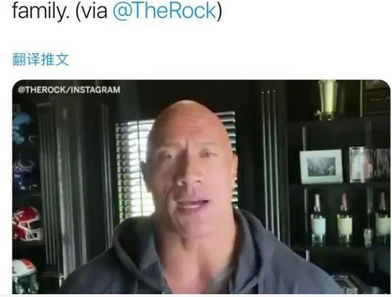 巨石强森帮助患癌女孩,巨石强森8岁进健身房