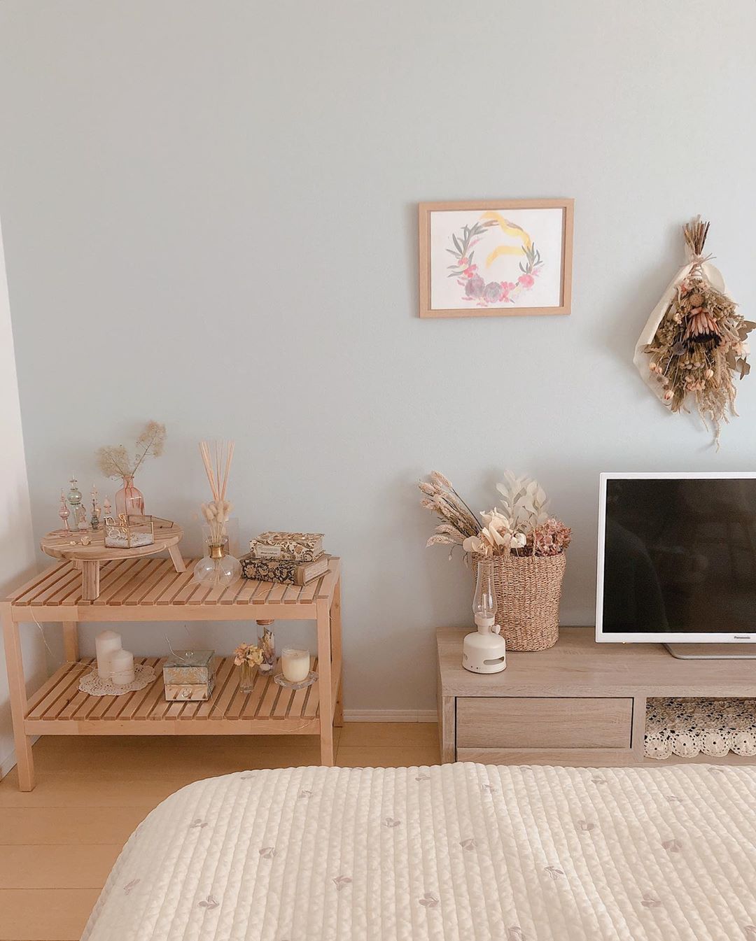 女生房间粉色系仙女味清新10平米,最简约最实用的女生房间