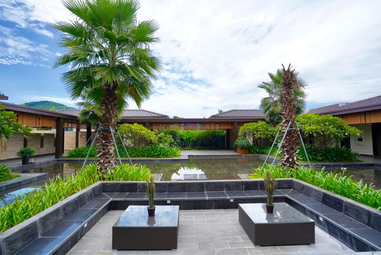 国庆三亚网红经济型酒店推荐,三亚最值得期待的度假酒店体验