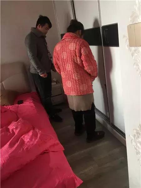 澶╁湴瑁呴グ鎷滆涓氫富,澶╁湴瑁呴グ鍞悗