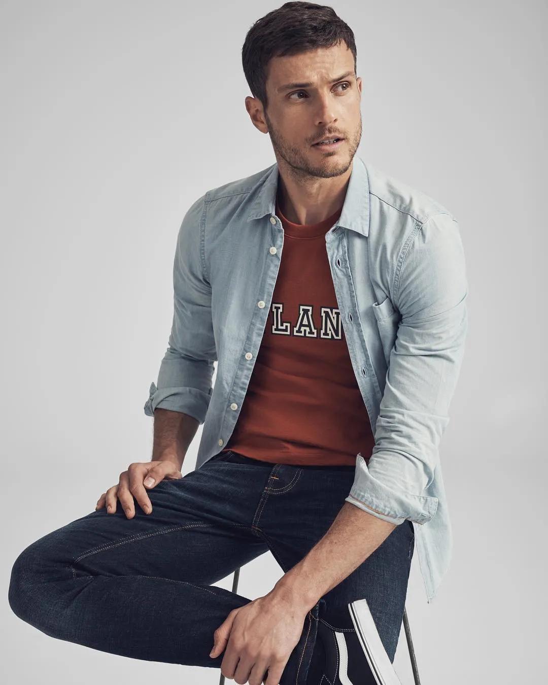 35岁的他登上中国版《时尚先生》封面,长得确实很帅