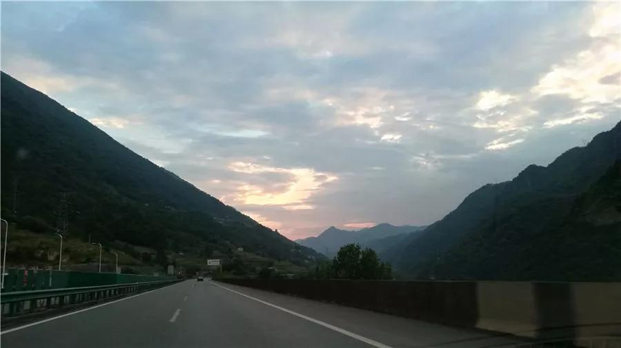 合肥出发川藏线318自驾游全程,自驾游合肥到川藏