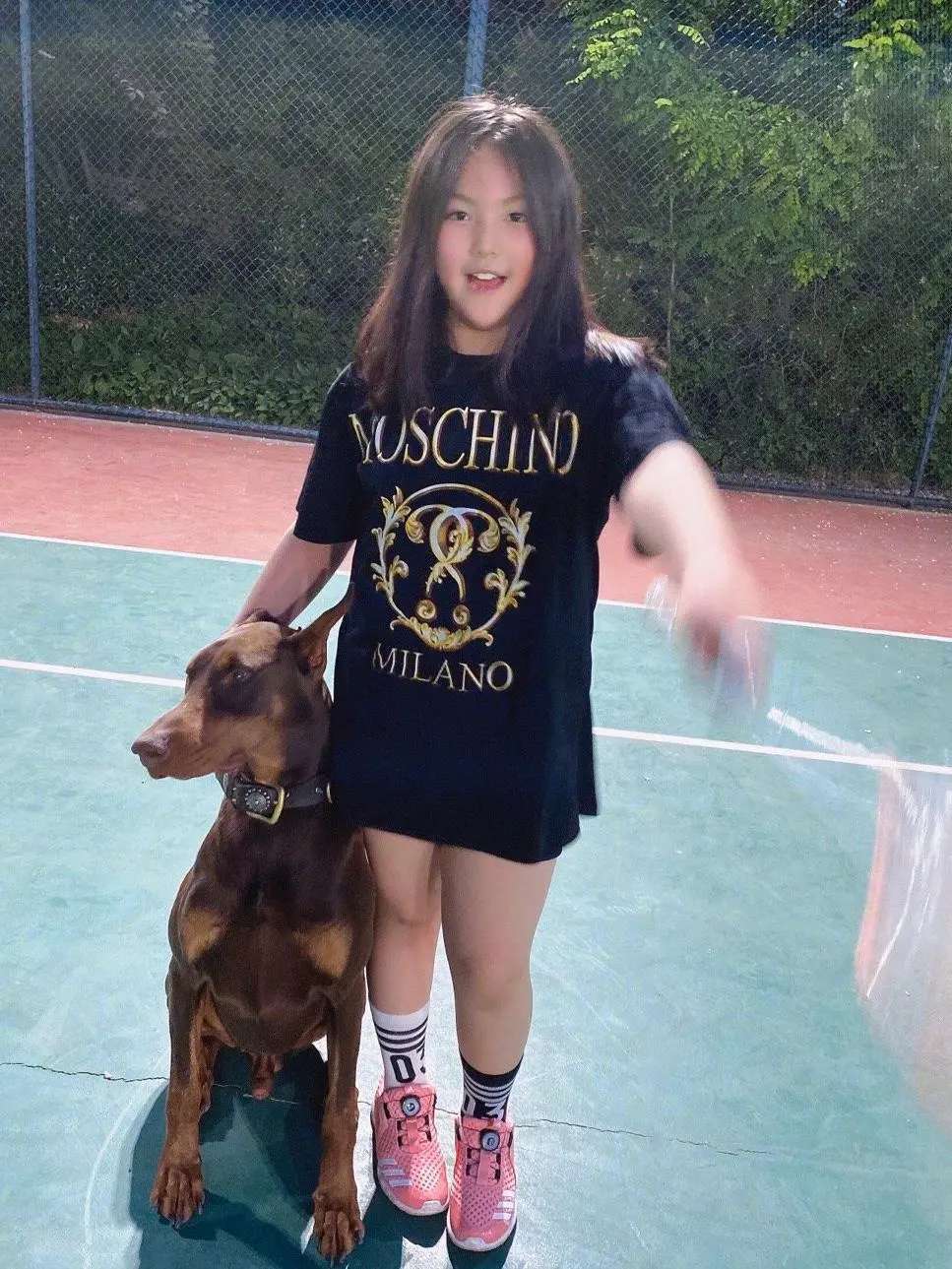 王诗龄时尚,王诗龄瘦20斤五官大变样