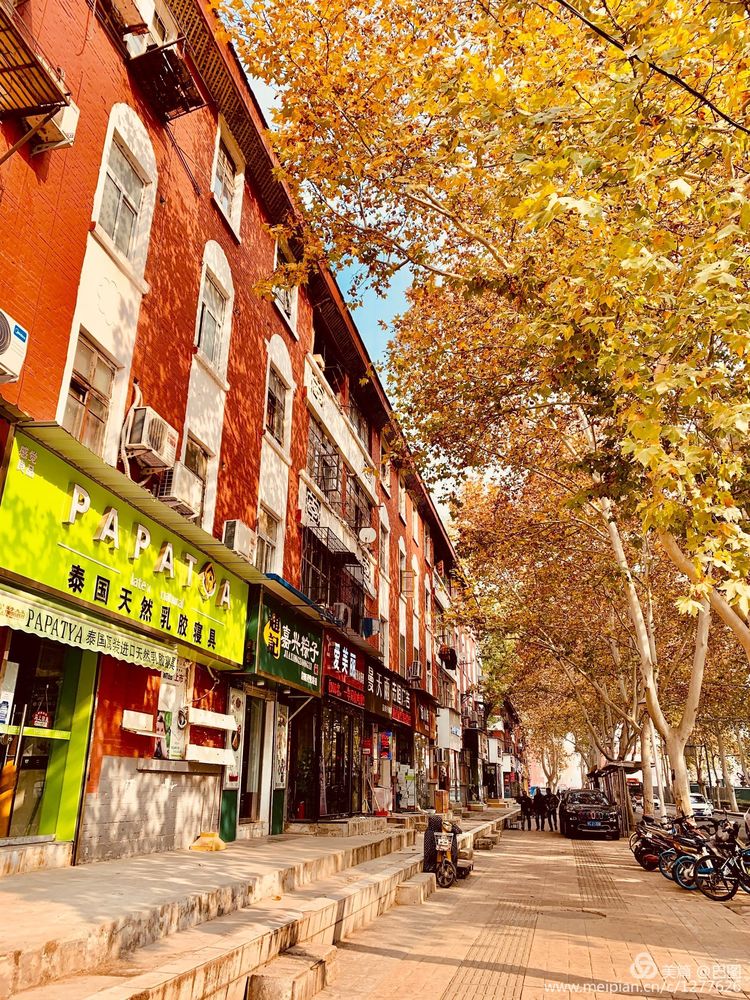 手机拍洛阳,涧西牡丹广场老照片