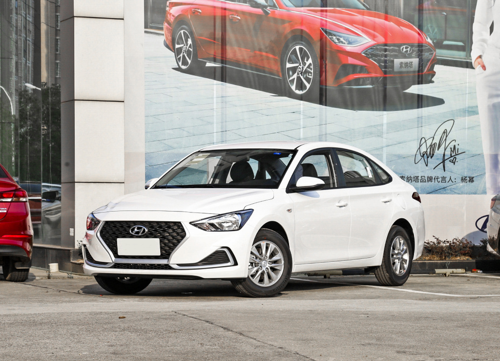 油耗6万元的车,油耗低自动挡价格便宜的车