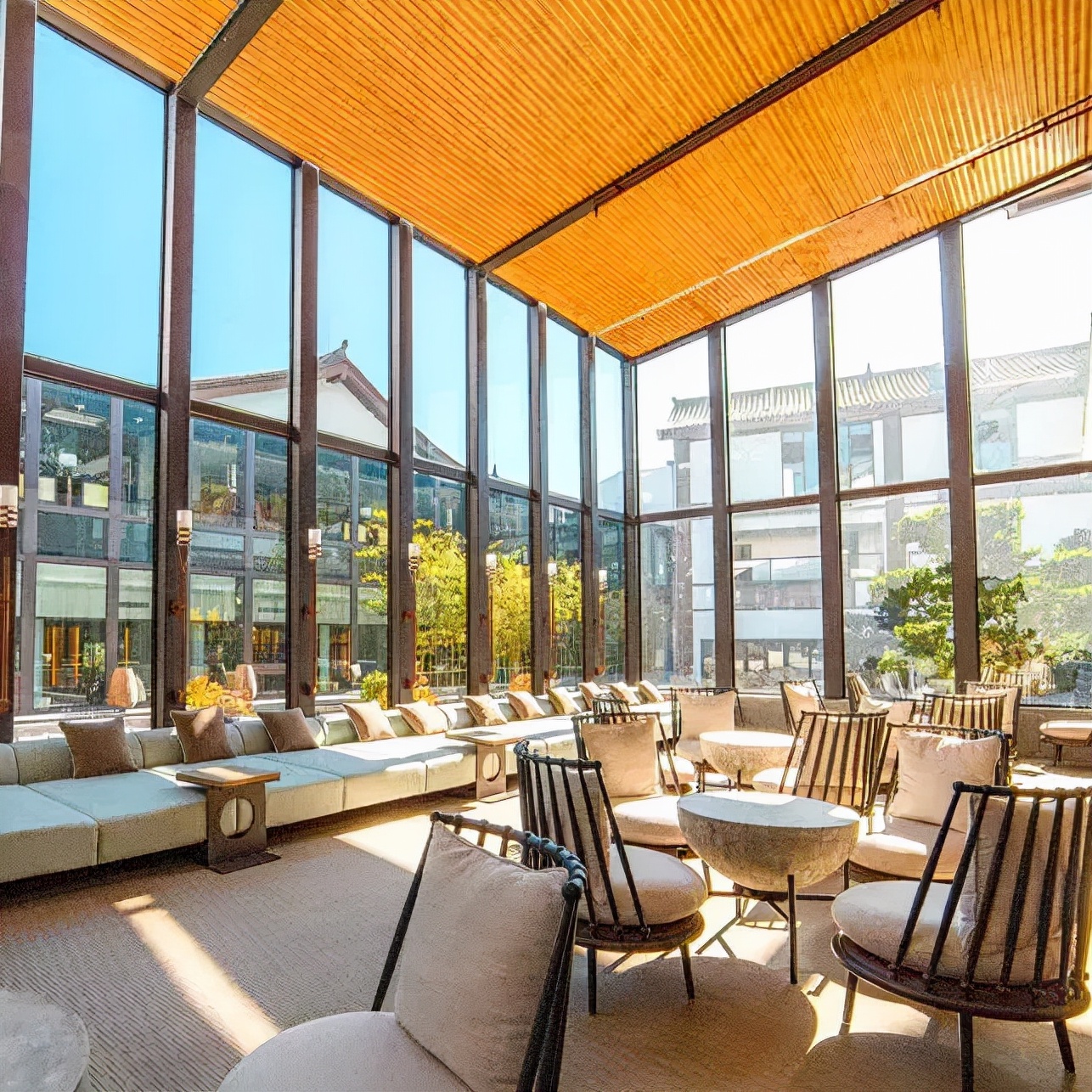 西昌回成都自驾推荐哪里中途住宿,西昌附近酒店三人间推荐住宿