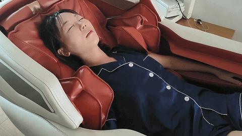 荣泰s60和奥佳华og7505按摩椅哪个好,奥佳华按摩椅og7808测评