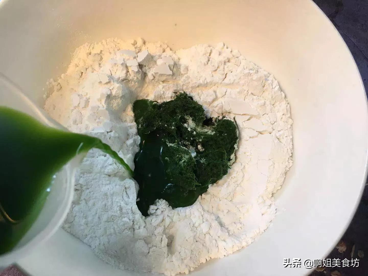 怎么做艾叶粑粑放什么粉,怎么用糯米粉做艾叶粑粑