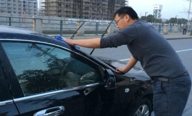 自己洗车的正确方法和注意事项,自己洗车总是洗不干净