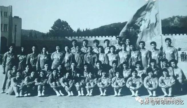 青岛各个大型体育场,青岛第一体育场在哪里